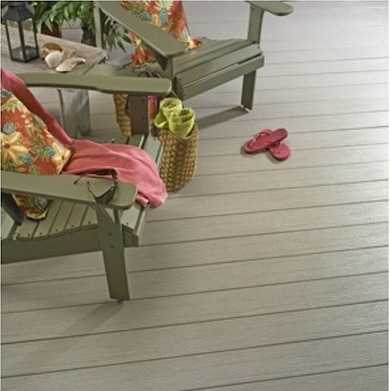 Композитный настил зеленого цвета имитирующий дерево