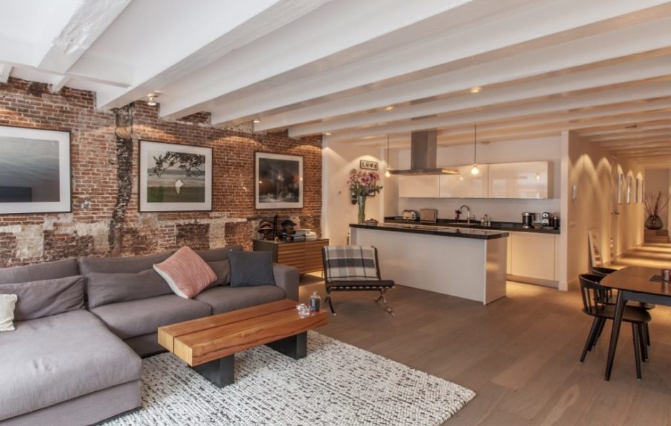 Еклектичні стелі в стилі лофт: матеріали, дизайн та особливості 18 - Int Mebel Еклектичні стелі в стилі лофт: матеріали, дизайн та особливості 17 - Int Mebel