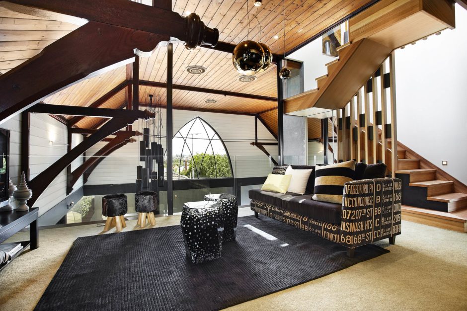 Еклектичні стелі в стилі лофт: матеріали, дизайн та особливості 42 - Int Mebel Еклектичні стелі в стилі лофт: матеріали, дизайн та особливості 41 - Int Mebel