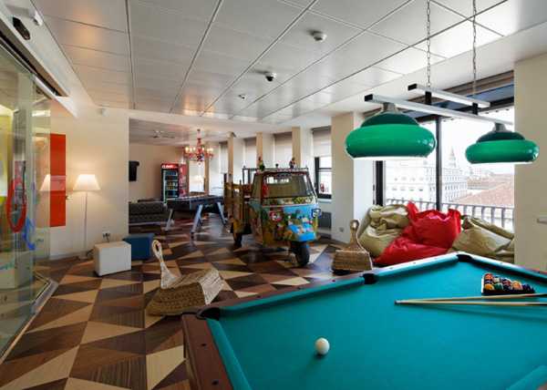 Інтер’єр тижня: 10 неймовірних дизайнерських рішень в офісах Google 20 - Int Mebel На фото: офис Google в Милане