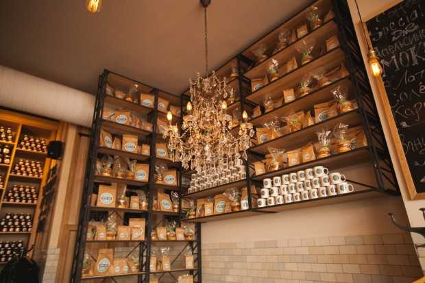 Інтер’єр тижня: унікальний проект кав’ярні від Cross Art Studio в Нижньому Новгороді 10 - Int Mebel foto-54