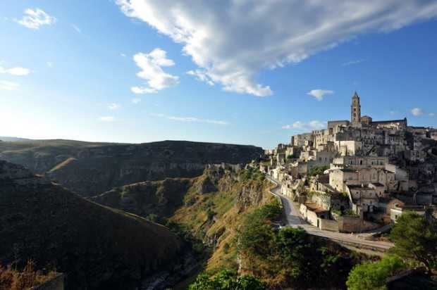 Le-Grotte-della-Civita3