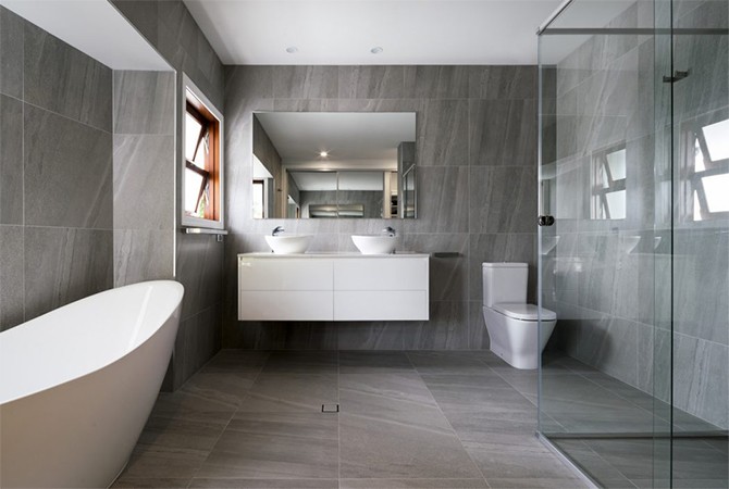 З минулого у майбутнє – комплексна реконструкція старовинного будинку для кількох поколінь 16 - Int Mebel vannaya-komnata