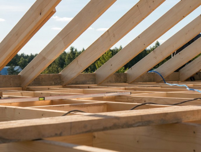 Мансардні дахи в приватних будинках: конструкції, переваги та особливості облаштування - 16 - Int Mebel дом с мансардной крышей