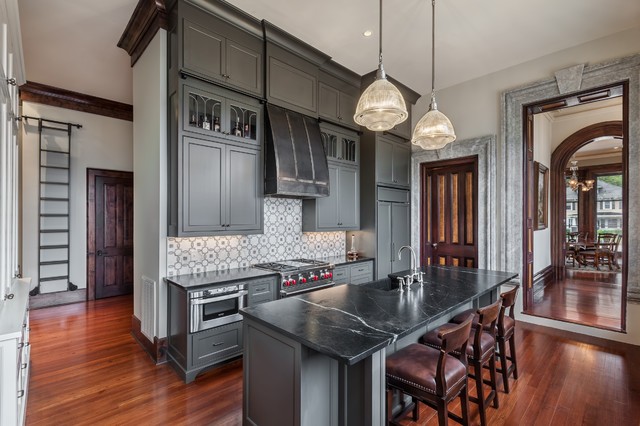 Кухня в англійському стилі: традиції, комфорт і вишуканість у кожній деталі 8 - Int Mebel кухня в английском стиле