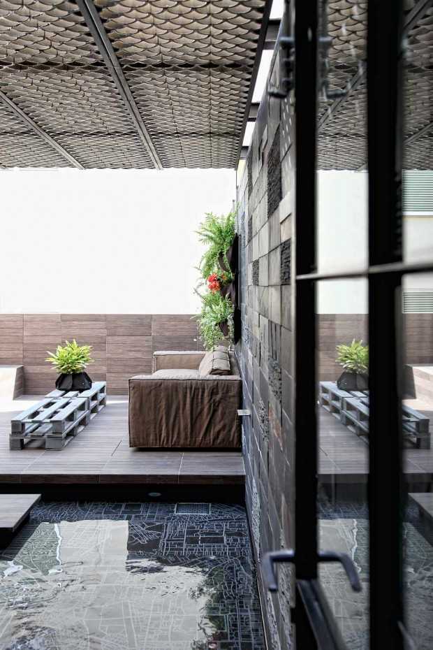 Індустріальний лофт у центрі Афін: проєкт двоповерхової квартири від Studio Architects 12 - Int Mebel Faliro-Loft-by-ese-Studio-13