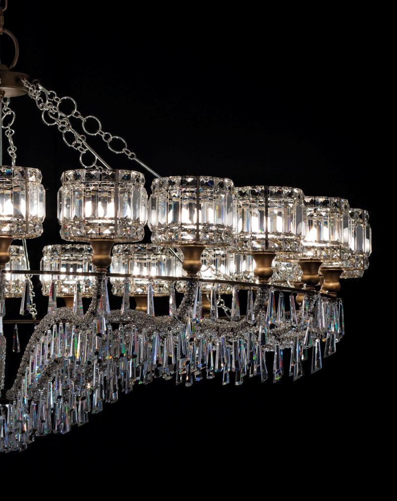 Огляд італійських люстр: символи витонченості та ексклюзивності у вашому інтер’єрі 19 - Int Mebel