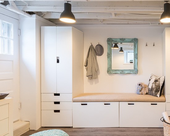 зберігання речей в коридорі