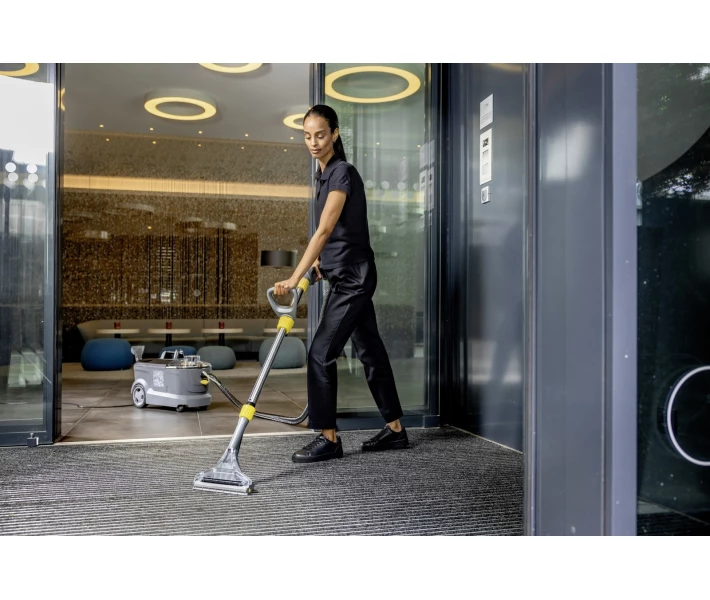 Пилососи Karcher: як обрати модель для дому або бізнесу 2 - Int Mebel Пилососи Karcher: як обрати модель для дому або бізнесу 1 - Int Mebel