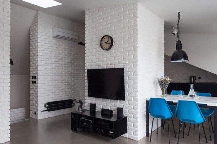 Сучасний інтер’єр вітальні з цегляною стіною: стиль, матеріали та ідеї оформлення 210 - Int Mebel Сучасний інтер’єр вітальні з цегляною стіною: стиль, матеріали та ідеї оформлення 209 - Int Mebel