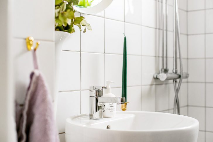 Стильний дизайн компактної квартири в Стокгольмі: максимум світла і комфорту 12 - Int Mebel Scandinavian-Apartment-Interiors-17