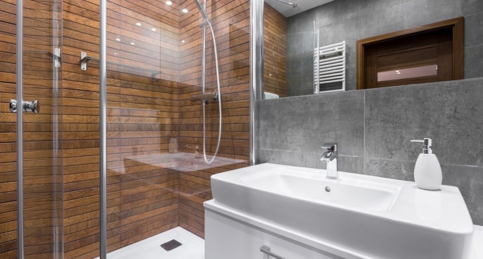 Вагонка у дизайні ванної кімнати: практичність, стиль і ідеї оформлення 112 - Int Mebel Вагонка у дизайні ванної кімнати: практичність, стиль і ідеї оформлення 111 - Int Mebel