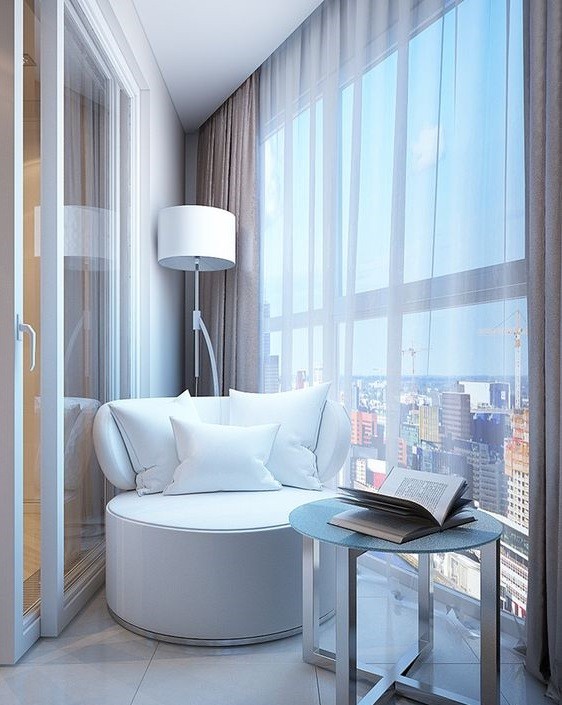 Варіанти затишного дизайну балкона з панорамним склінням 16 - Int Mebel дизайн панорамного балкона