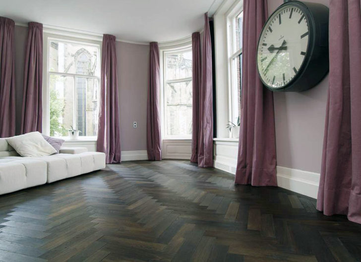 внутрішнє оздоблення заміського будинку